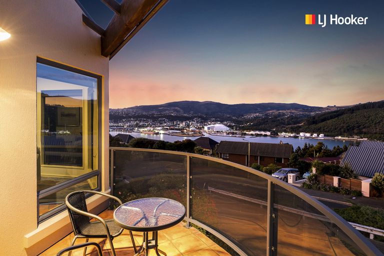 Photo of property in 160 Doon Street, Waverley, Dunedin, 9013