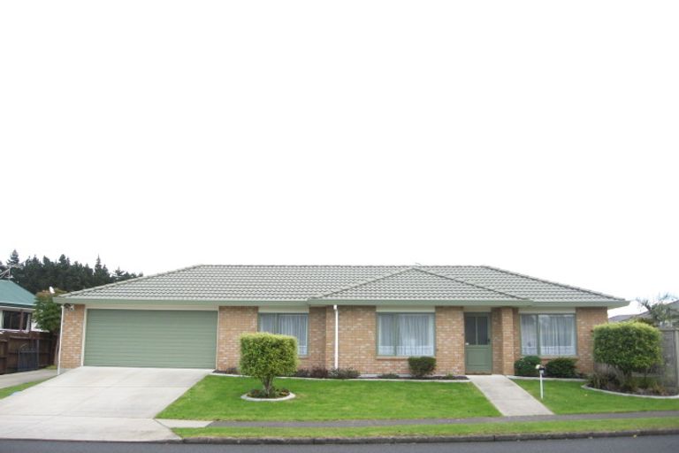 Photo of property in 11a Carnoustie Drive, Wattle Downs, Auckland, 2103