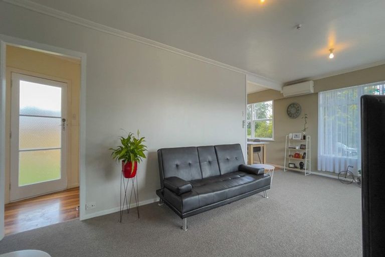 Photo of property in 5 Oxford Street, Tirau, 3410