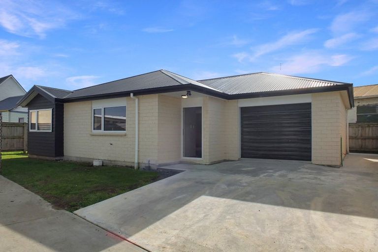 Photo of property in 6 Hof Lane, Foxton, 4814
