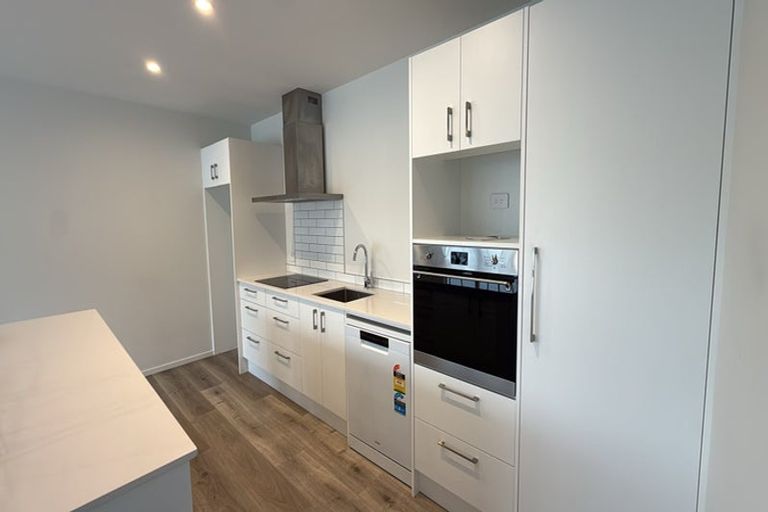 Photo of property in 201/2 Onepu Road, Kilbirnie, Wellington, 6022