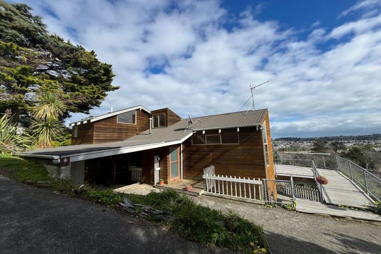 Photo of property in 11 Wairere Road, Bastia Hill, Whanganui, 4500