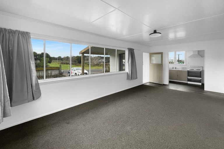 Photo of property in 61 Strange Street, Waitara, 4320
