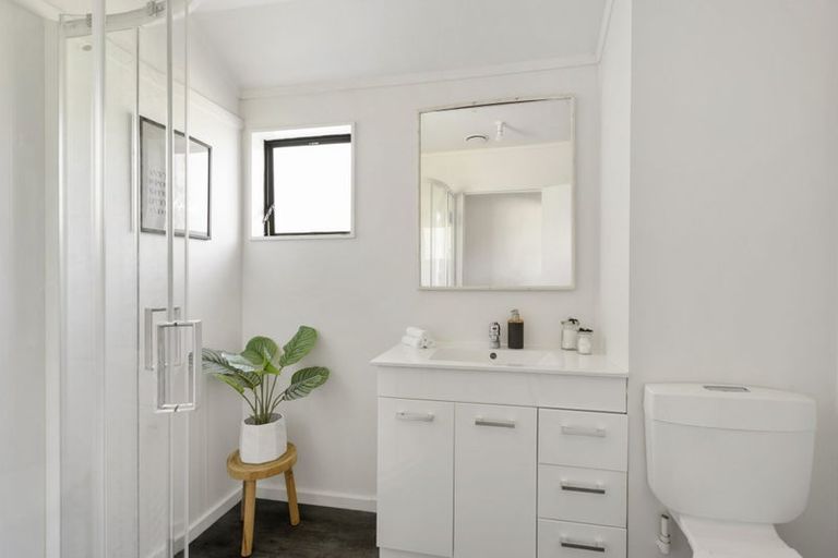 Photo of property in 1/7 Sheridan Terrace, Johnsonville, Wellington, 6037