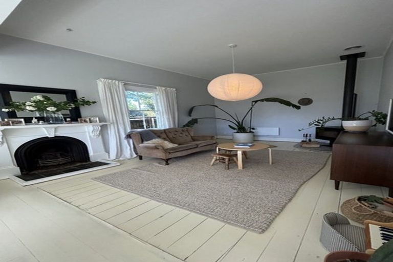 Photo of property in 36 Main Street, Greytown, 5712