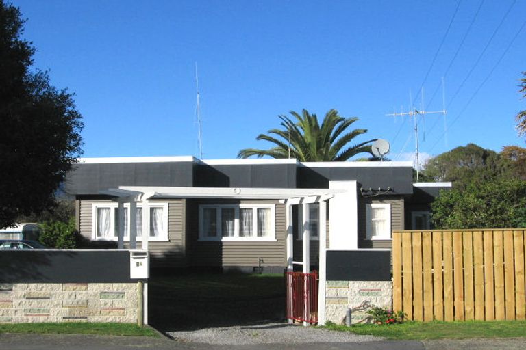 Photo of property in 28 Lemon Street, Otaki, 5512