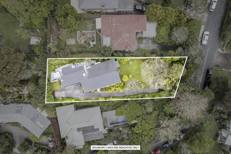 Photo of property in 110 Takahe Road, Titirangi, Auckland, 0604