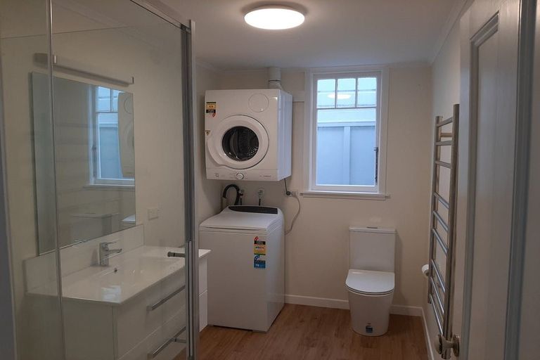 Photo of property in 195 Grant Road, Thorndon, Wellington, 6011