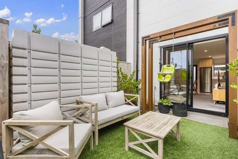 Photo of property in 8/41 Kervil Avenue, Te Atatu Peninsula, Auckland, 0610