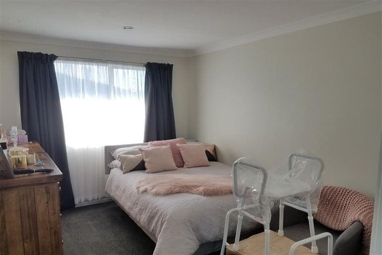 Photo of property in 44 Alabaster Drive, Papatoetoe, Auckland, 2025