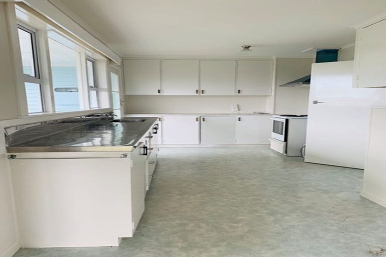 Photo of property in 55 Sunrise Avenue, Murrays Bay, Auckland, 0630