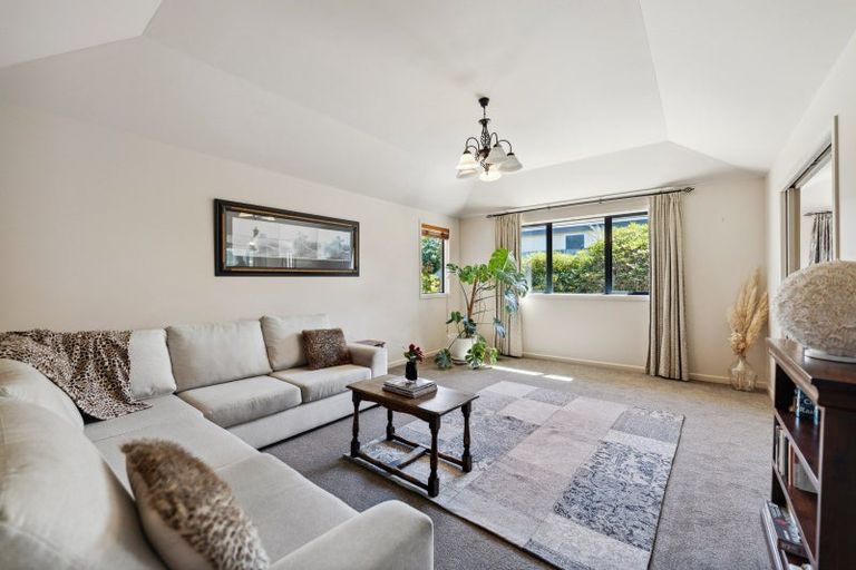 Photo of property in 10 Craddock Place, Waldronville, Dunedin, 9018