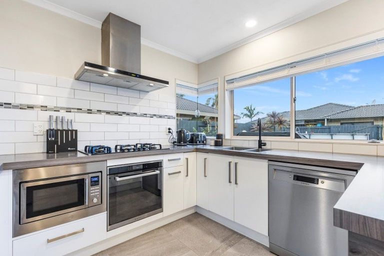 Photo of property in 159 Evans Road, Papamoa Beach, Papamoa, 3118