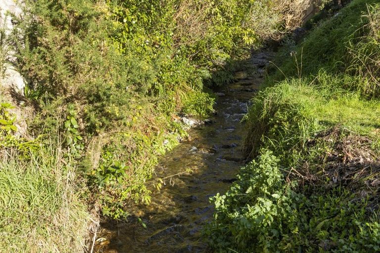 Photo of property in 17 Sunny Grove, Wainuiomata, Lower Hutt, 5014