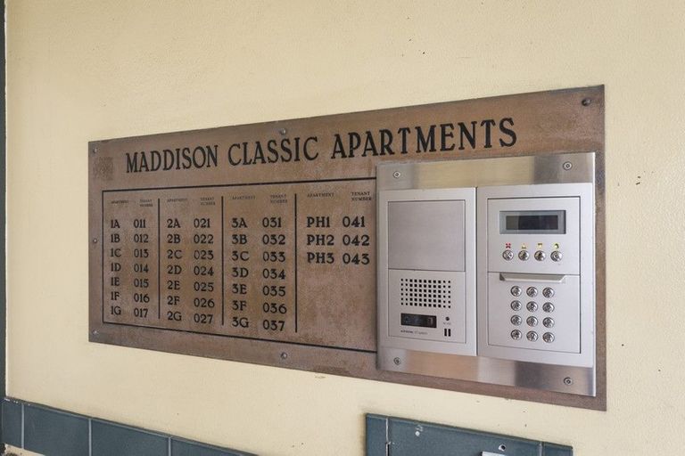 Photo of property in Maddison Apartments, 3/6a Queen Street, Palmerston North, 4410