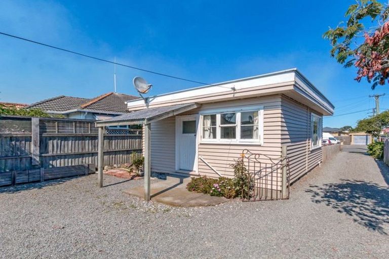 Photo of property in 21 Keppel Street, New Brighton, Christchurch, 8083