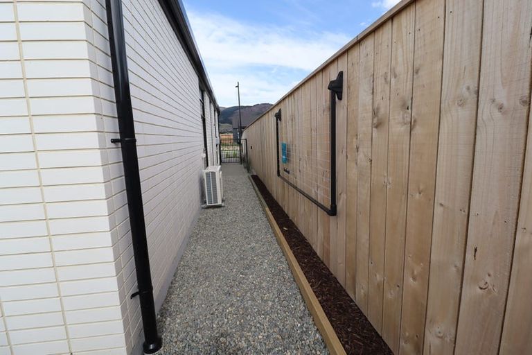 Photo of property in 24 Drayton Street, Richmond, 7020