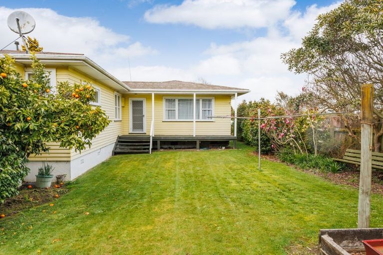 Photo of property in 18 Antrim Place, Hokowhitu, Palmerston North, 4410