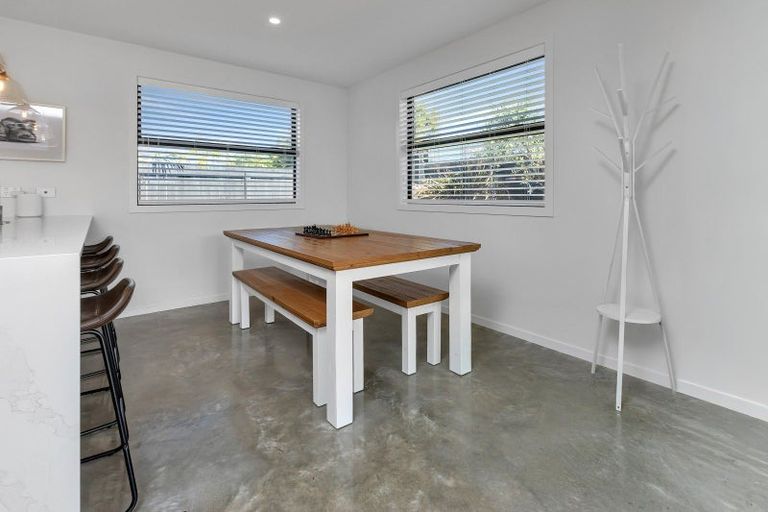 Photo of property in 11 Olney Court, One Tree Point, 0118