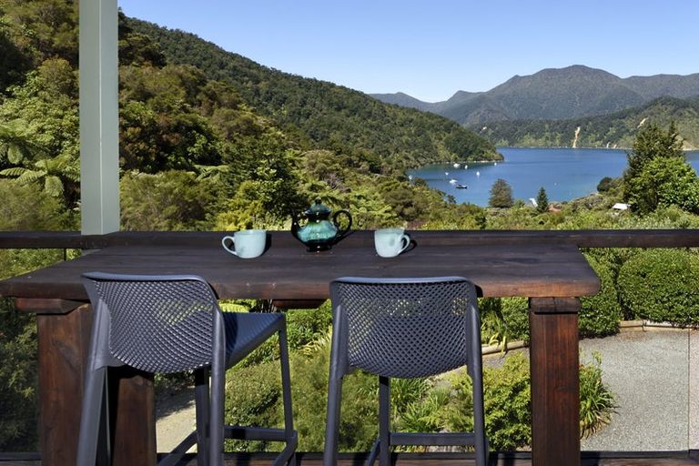 Photo of property in 16 Worlds End Road, Tennyson Inlet, Rai Valley, 7195