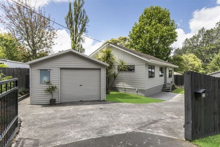 Photo of property in 22 Spargo Road, Massey, Auckland, 0614
