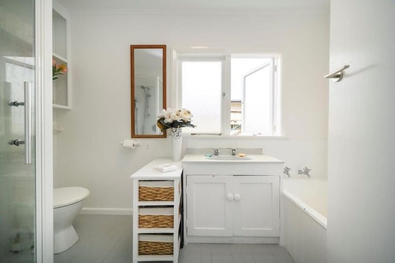 Photo of property in 406 Ruahine Street, Terrace End, Palmerston North, 4410