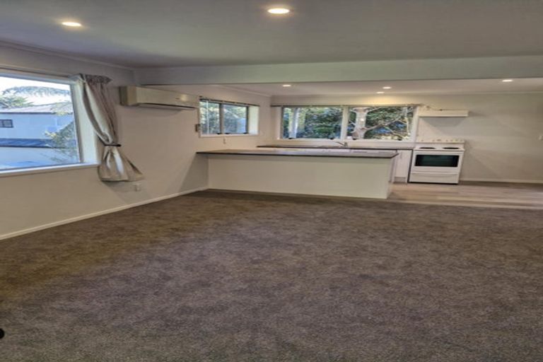 Photo of property in 1/38 Carlisle Road, Browns Bay, Auckland, 0630