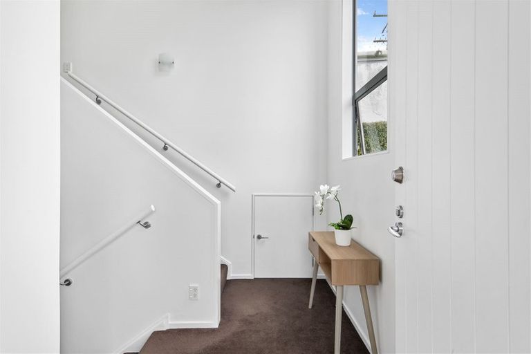 Photo of property in 51a Ohariu Road, Johnsonville, Wellington, 6037