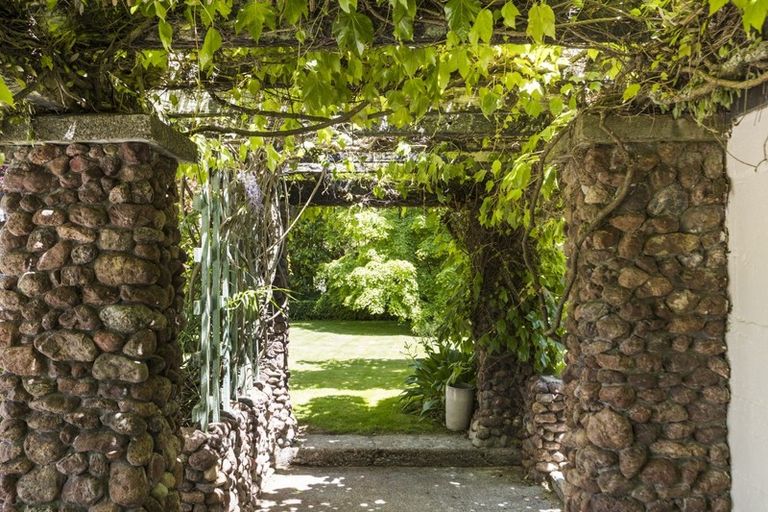 Photo of property in 31 Elmira Avenue, Hokowhitu, Palmerston North, 4410