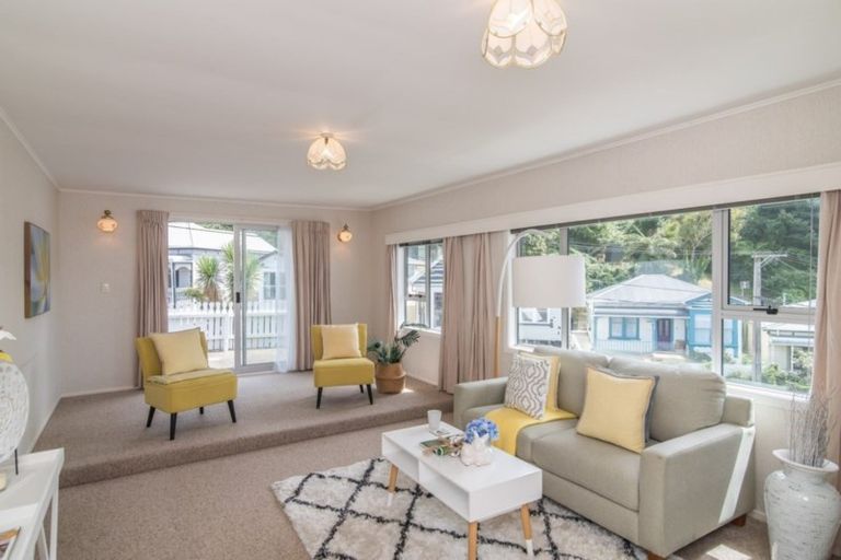 Photo of property in 15 Reuben Avenue, Brooklyn, Wellington, 6021