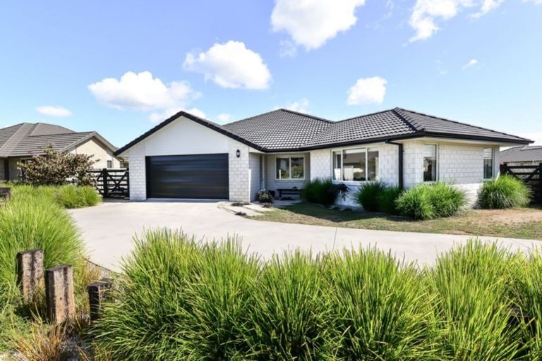 Photo of property in 23 Plescher Crescent, Leamington, Cambridge, 3432