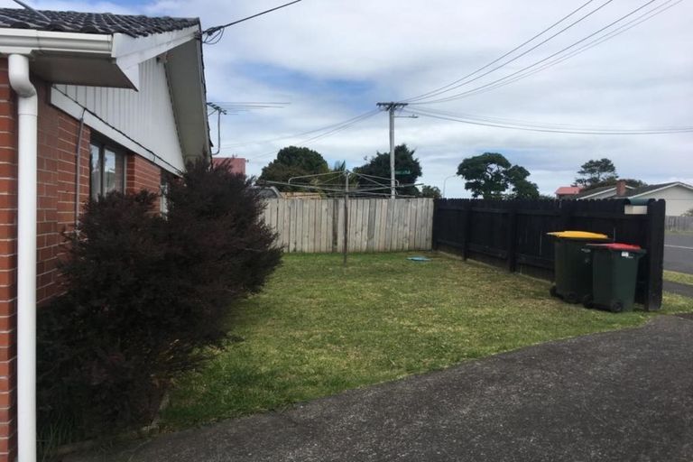 Photo of property in 1/17 Idlewild Avenue, Mangere, Auckland, 2022
