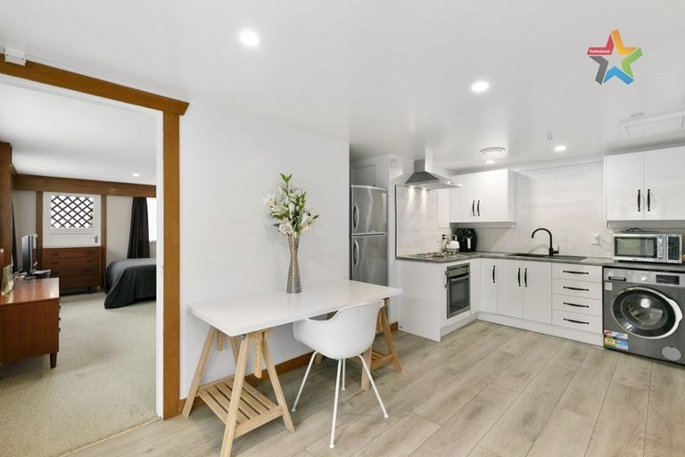 Photo of property in 83 Kamahi Street, Stokes Valley, Lower Hutt, 5019