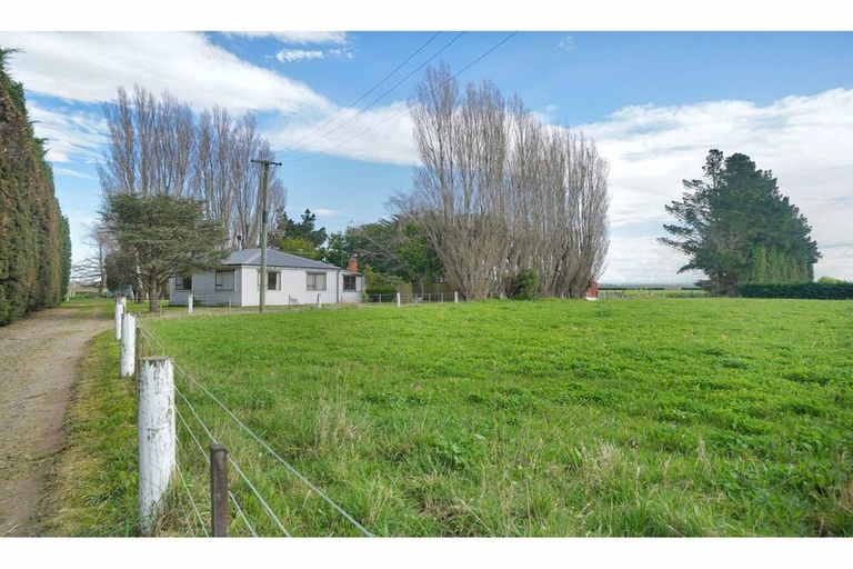 Photo of property in 1724 Springs Road, Lincoln, Christchurch, 7674