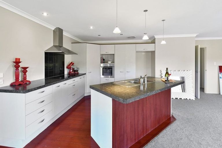 Photo of property in 797 Ponga Road, Opaheke, Papakura, 2584