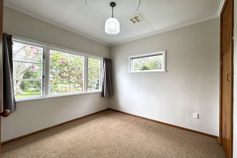 Photo of property in 120 Jickell Street, Hokowhitu, Palmerston North, 4410
