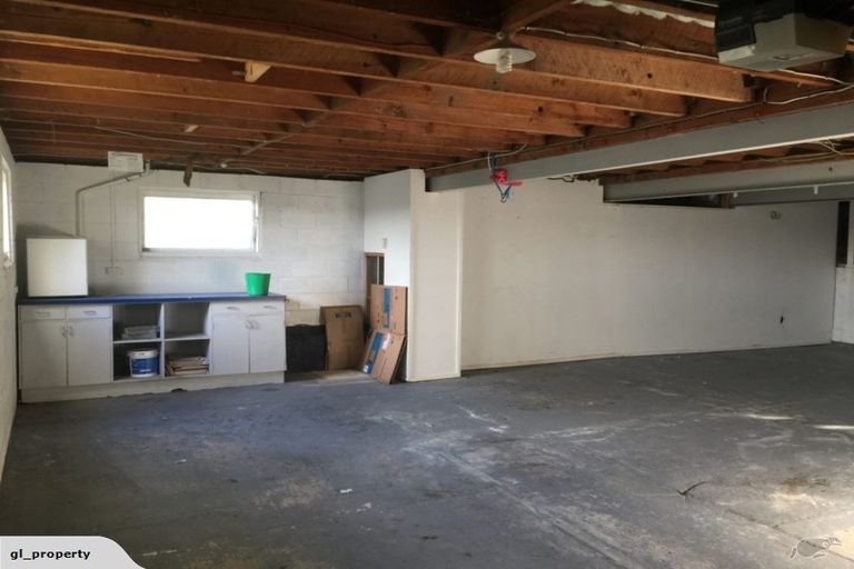 Photo of property in 73 Archers Road, Hillcrest, Auckland, 0629