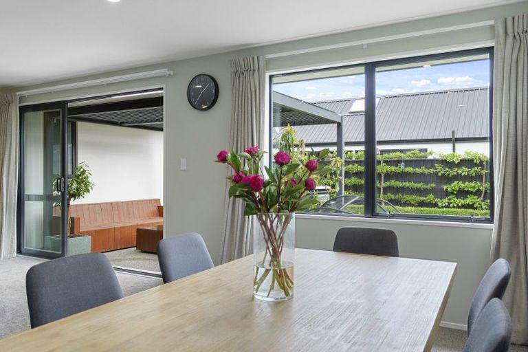 Photo of property in 5 Dennis Lane, Halswell, Christchurch, 8025