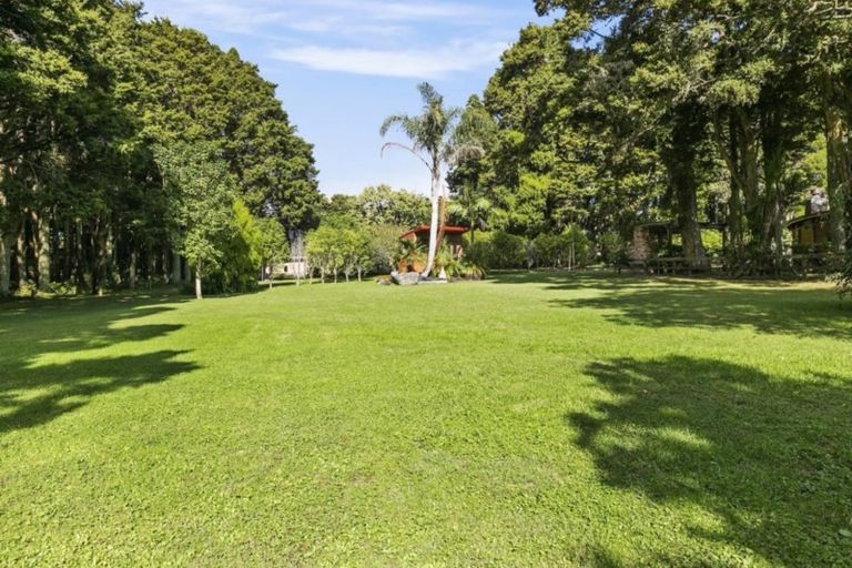 Photo of property in 1184 Kahikatea Flat Road, Waitoki, Kaukapakapa, 0871