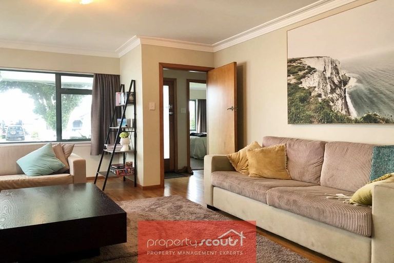 Photo of property in 38 Record Street, Fitzroy, New Plymouth, 4312