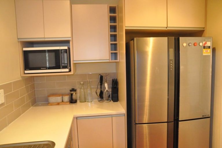 Photo of property in 6 Seon Place, Birkdale, Auckland, 0626