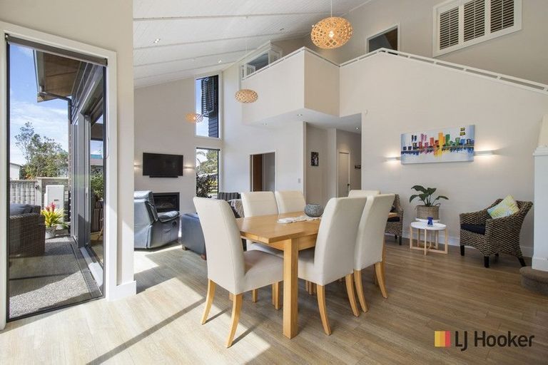 Photo of property in 5 Ian Place, Waihi Beach, 3611