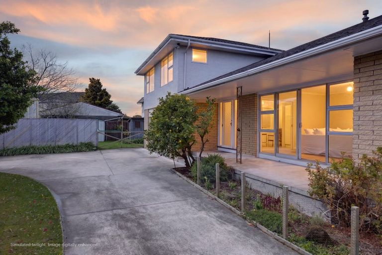 Photo of property in 20 Delaware Crescent, Russley, Christchurch, 8042