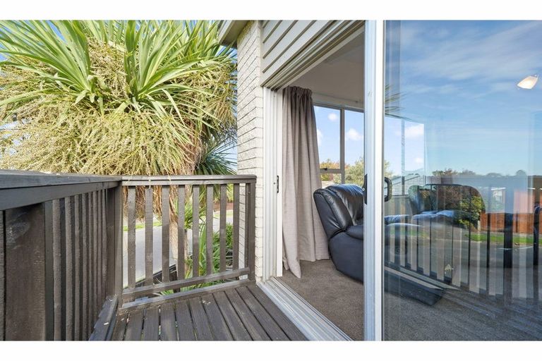 Photo of property in 7 Omega Place, Casebrook, Christchurch, 8051