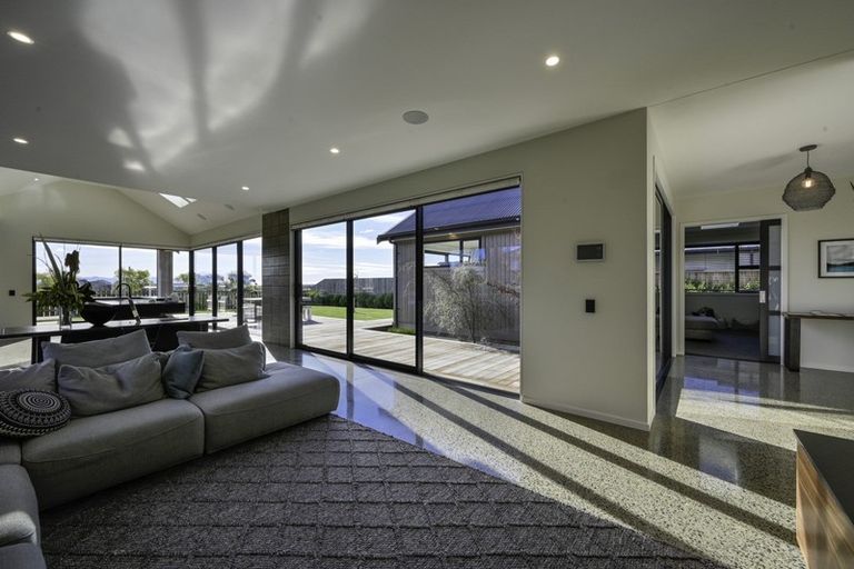 Photo of property in 55 Daelyn Drive, Richmond, 7020