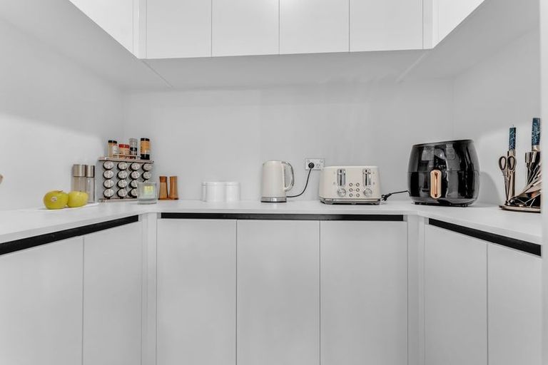 Photo of property in 32 Leathem Crescent, Pokeno, 2402