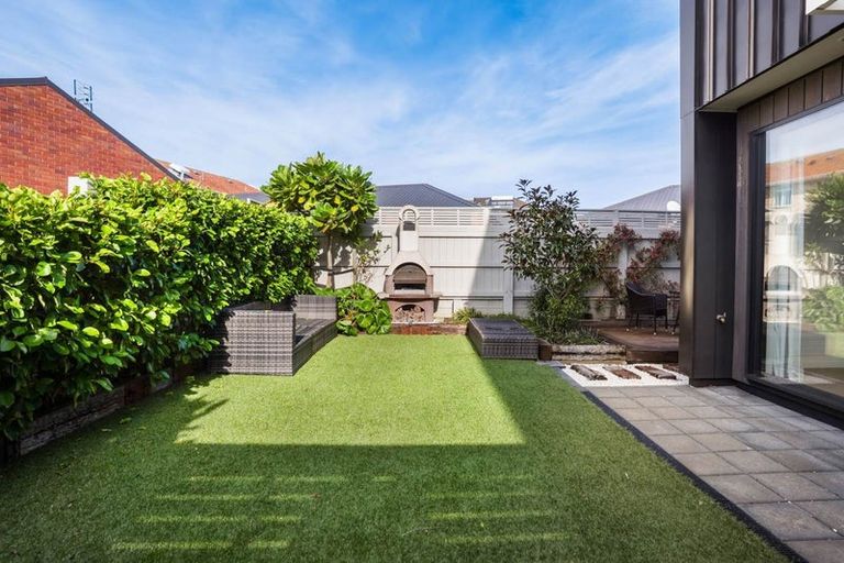 Photo of property in 50e Selwyn Avenue, Mission Bay, Auckland, 1071