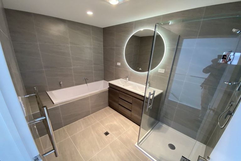 Photo of property in 10 Papa Takaro Lane, Flat Bush, Auckland, 2019