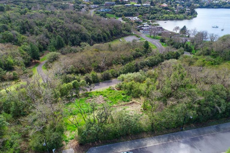 Photo of property in 7 Parawera Drive, Acacia Bay, Taupo, 3330