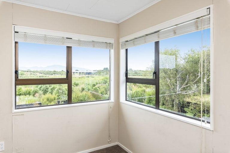 Photo of property in 1 Manawa Avenue, Raumati Beach, Paraparaumu, 5032